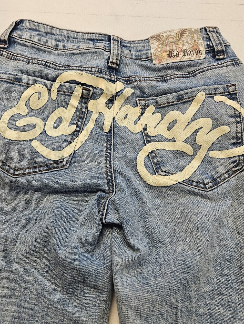 Ed Hardy Tiger Graphic Wide Leg Jeans Light Wash Blue Y2K Tattoo Size 24 - Picture 7 of 11